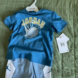 Bundle of 4 toddler boy sets